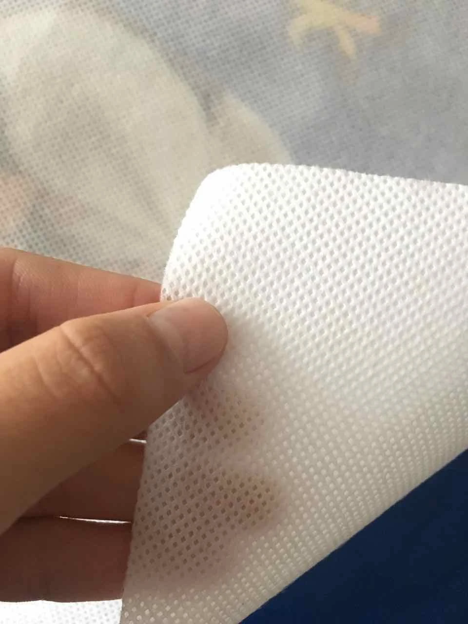 Non-Woven White Fabric | 80 GSM | Lightweight & Durable | 32 Kg Roll